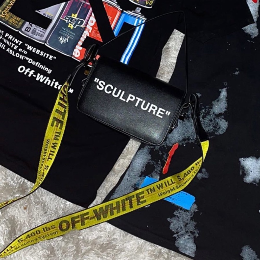 Off-White “ Scupture “ Binding Bag